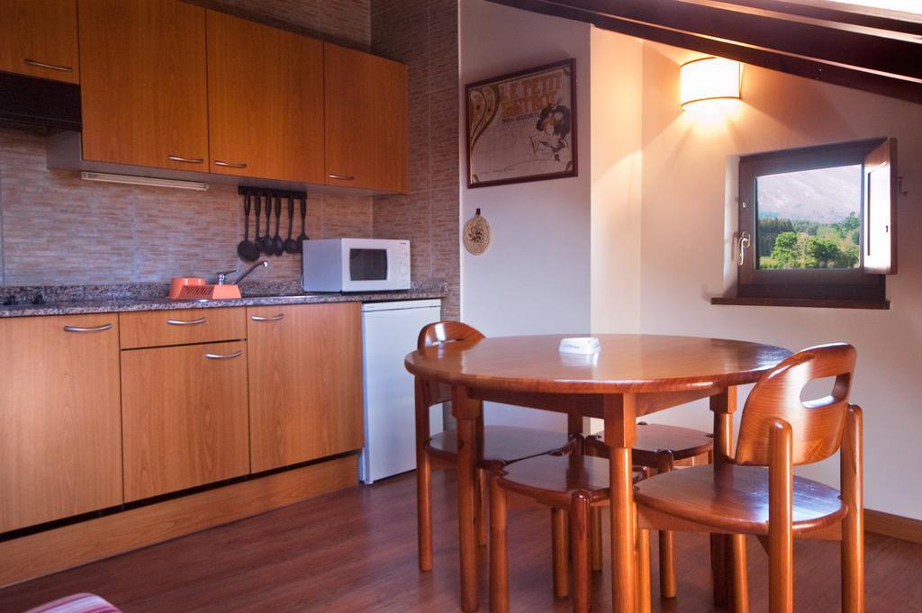 Apartamentos El Cueto De Los Collado Villanueva de Pria Kültér fotó