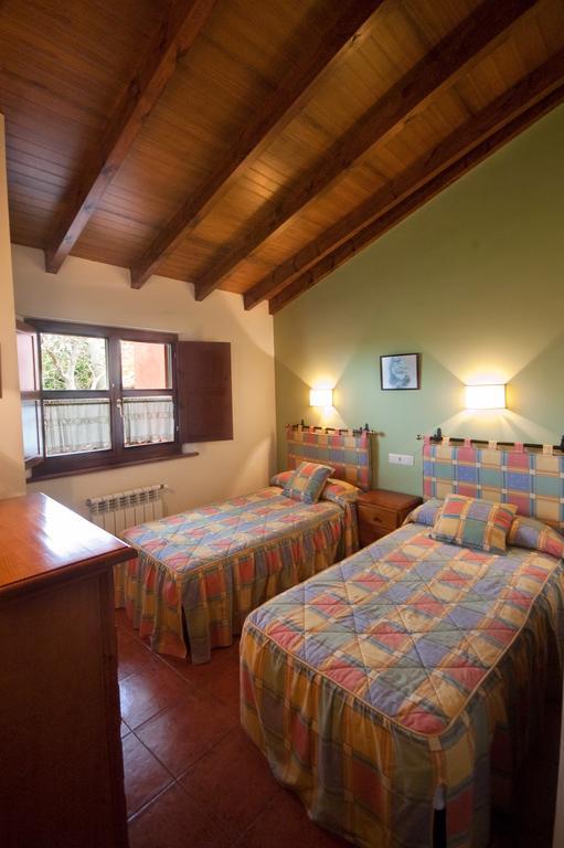 Apartamentos El Cueto De Los Collado Villanueva de Pria Kültér fotó