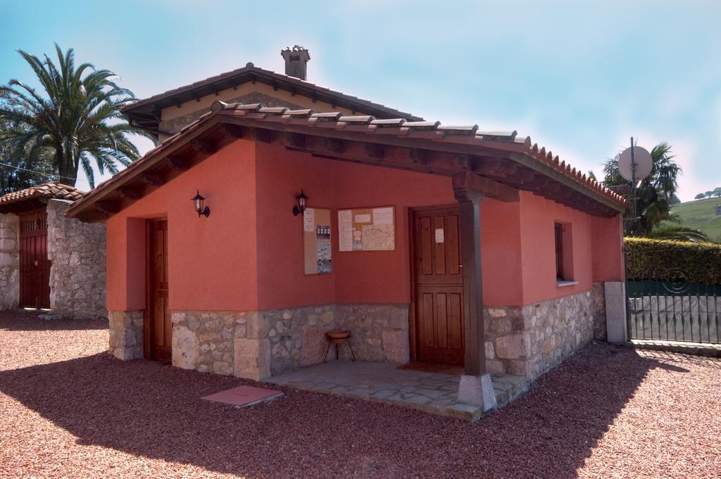 Apartamentos El Cueto De Los Collado Villanueva de Pria Kültér fotó